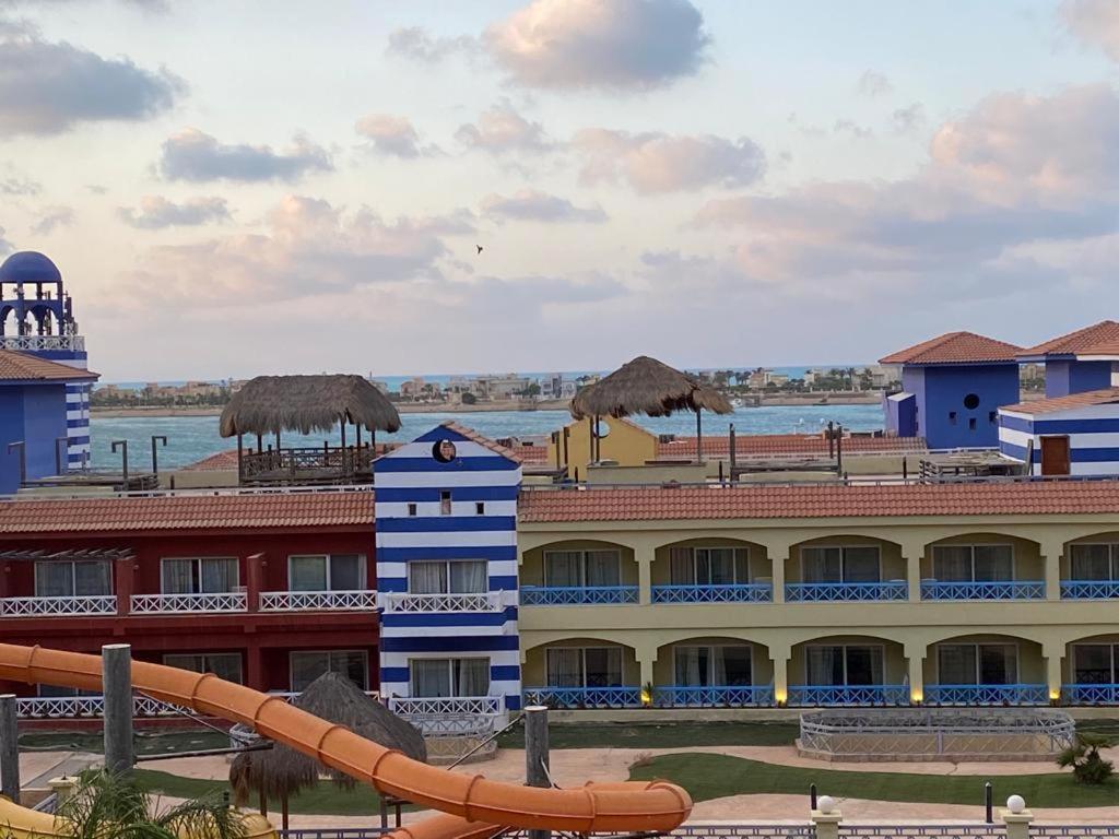 Porto Marina Resort Chalets Families Only El-Alamein Exterior foto
