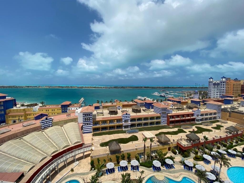 Porto Marina Resort Chalets Families Only El-Alamein Exterior foto